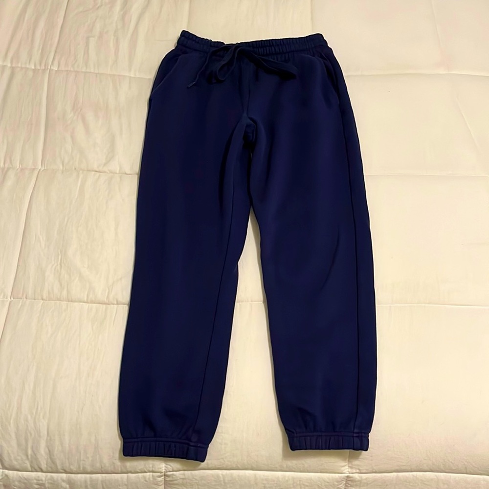Fabletics Classic Sweatpant